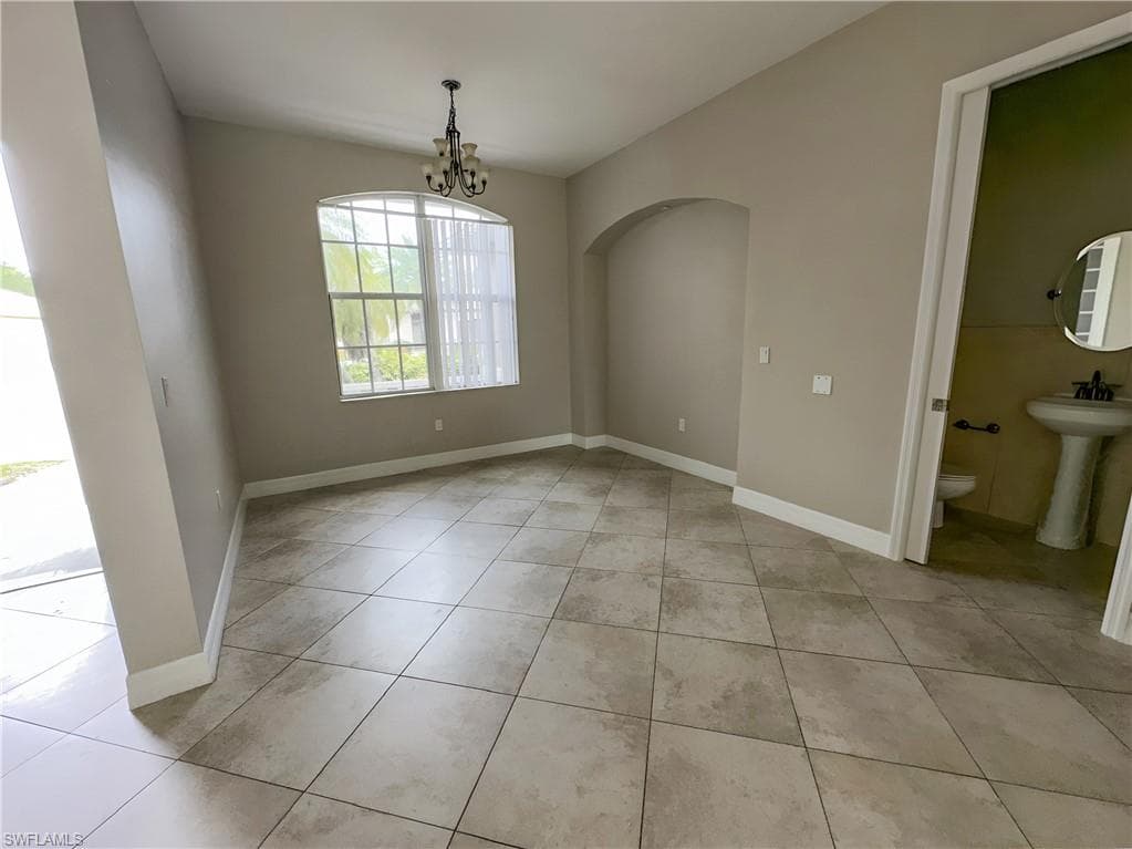 14781 Royal Oak CT-6