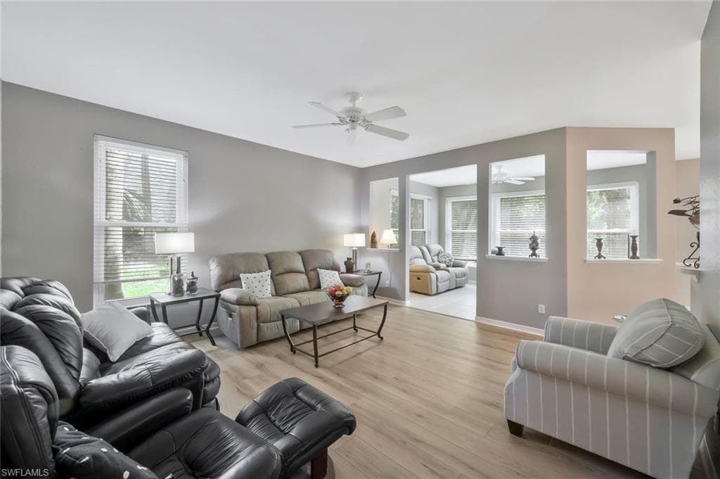 1340 Charleston Square DR 101-1