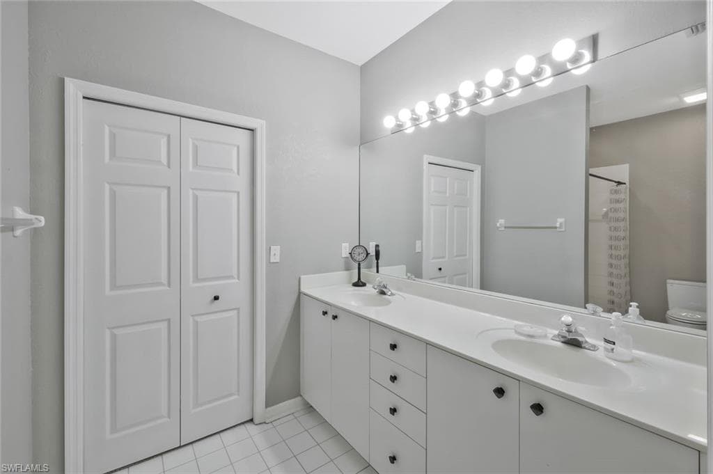 1340 Charleston Square DR 101-14