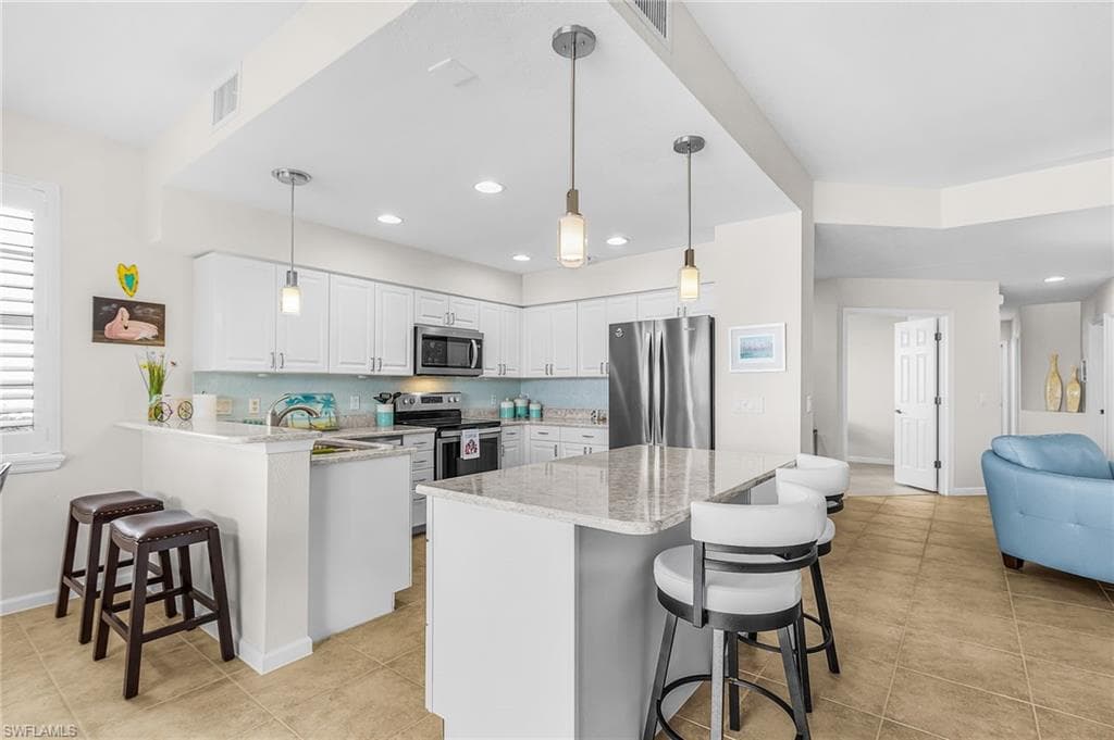 16630 Crownsbury WAY 102-5