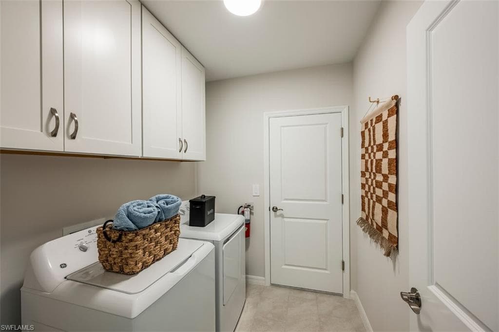 317 Lakeside Hideaway LN-12