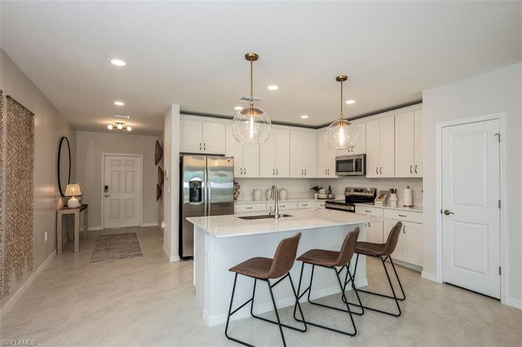 317 Lakeside Hideaway LN-3