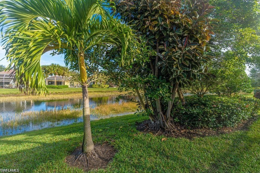 7687 Hernando CT-7