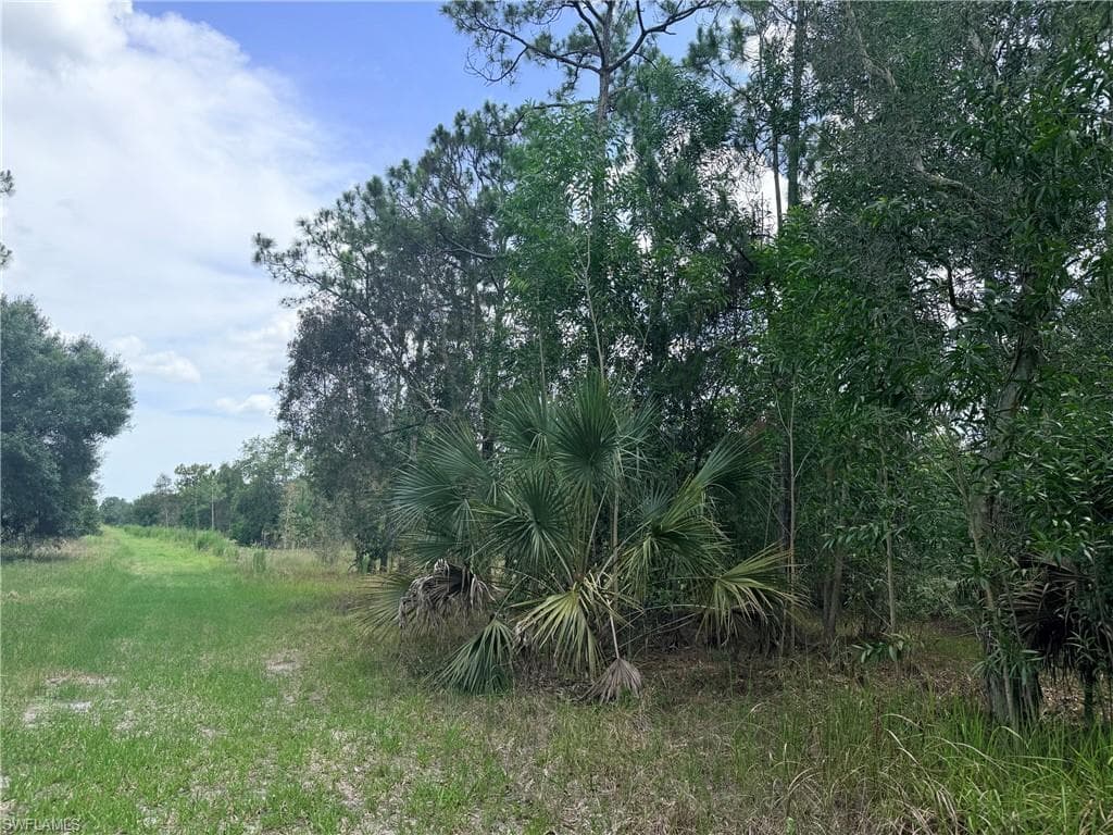 920 Sanctuary RD W-22