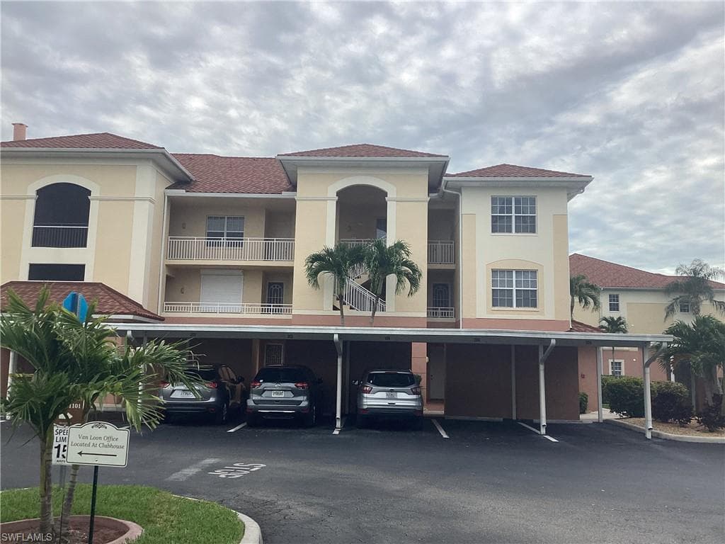 1121 Van Loon Commons CIR 304-4
