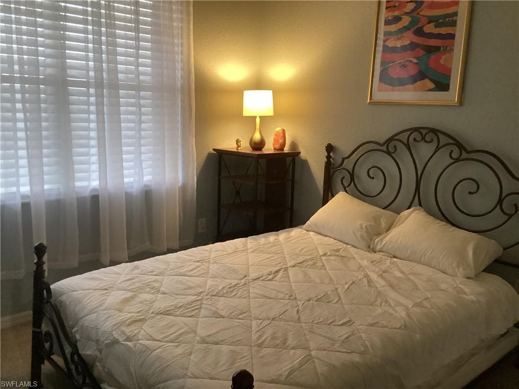 1121 Van Loon Commons CIR 304-14