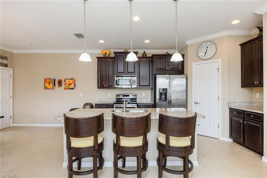 8540 Violeta ST 201-16