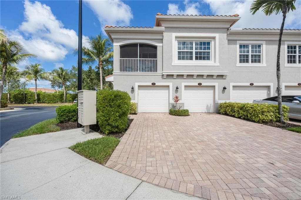8540 Violeta ST 201-1