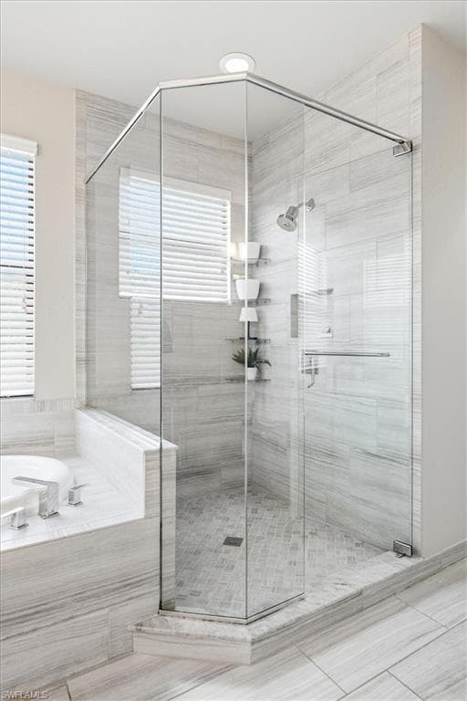 4432 Aurora ST-39