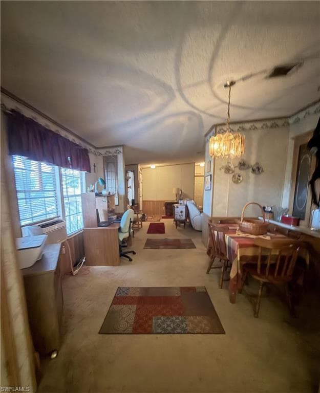 223 Pine LN-6