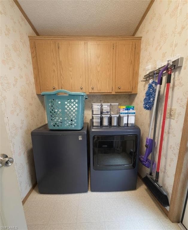 223 Pine LN-8