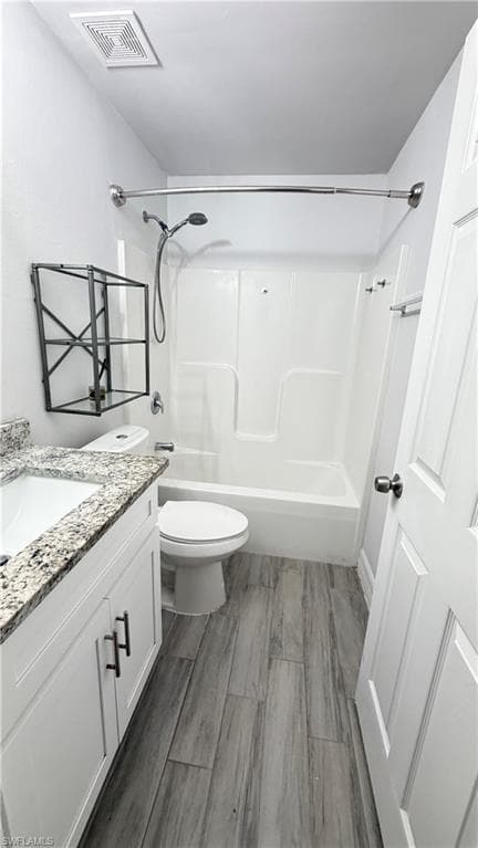 2413 Delta AVE N-4