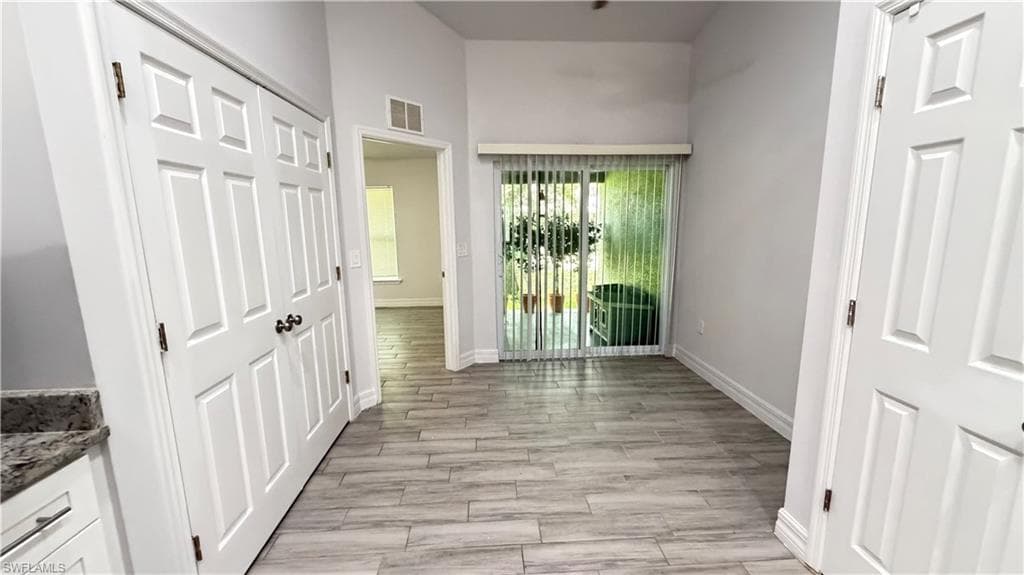 2413 Delta AVE N-8