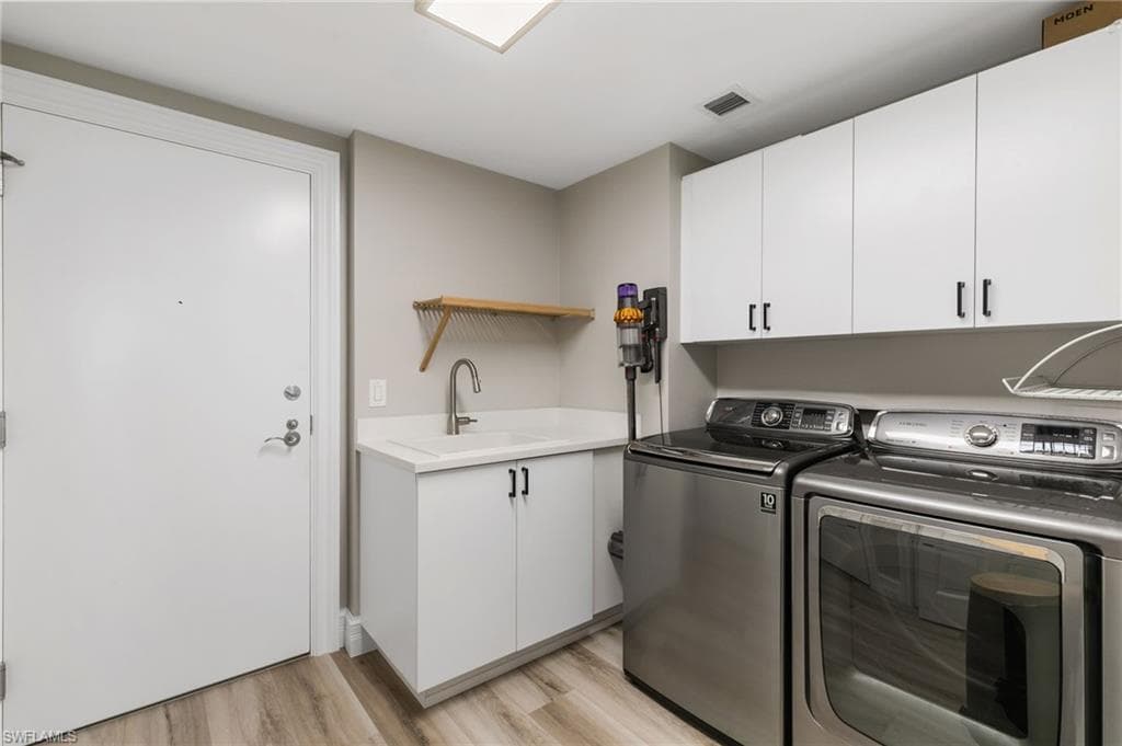 1060 Borghese LN 902-30