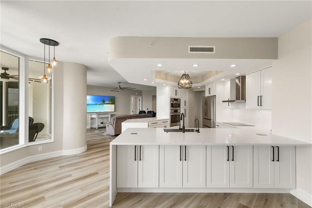 1060 Borghese LN 902-14