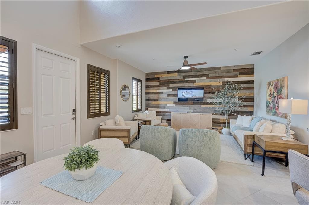 11711 Izarra WAY 6107-1