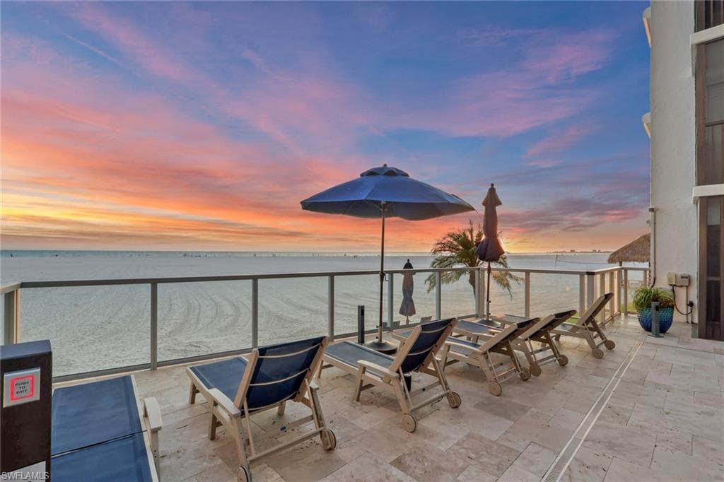 6612 ESTERO BLVD 301-46