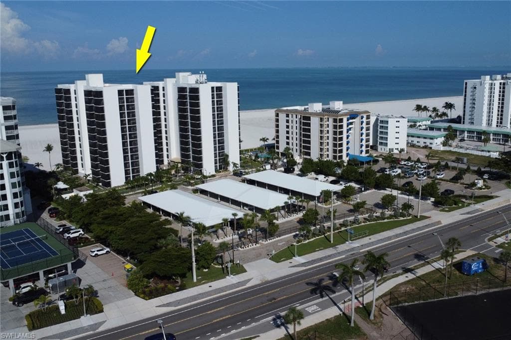 6612 ESTERO BLVD 301-21