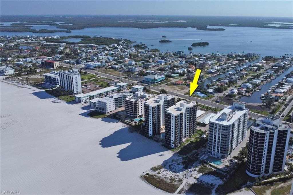 6612 ESTERO BLVD 301-19