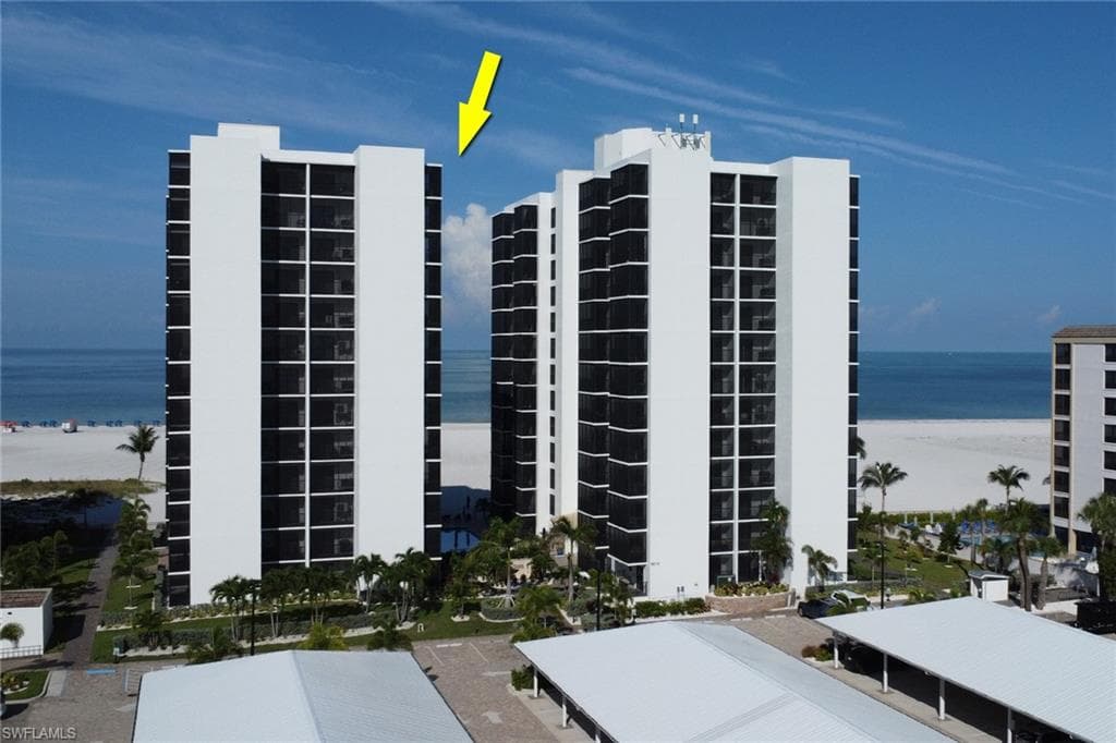 6612 ESTERO BLVD 301-29