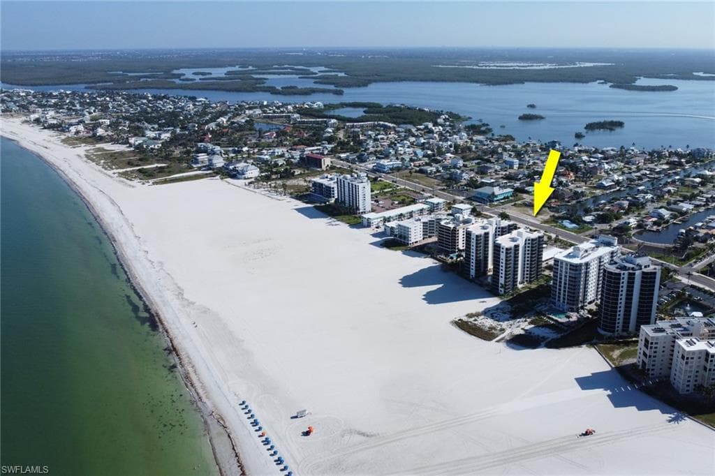 6612 ESTERO BLVD 301-36