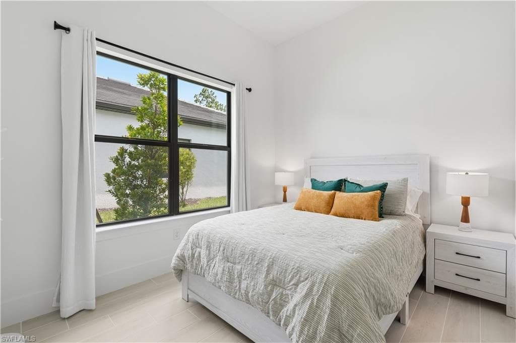1825 Verada CT-19