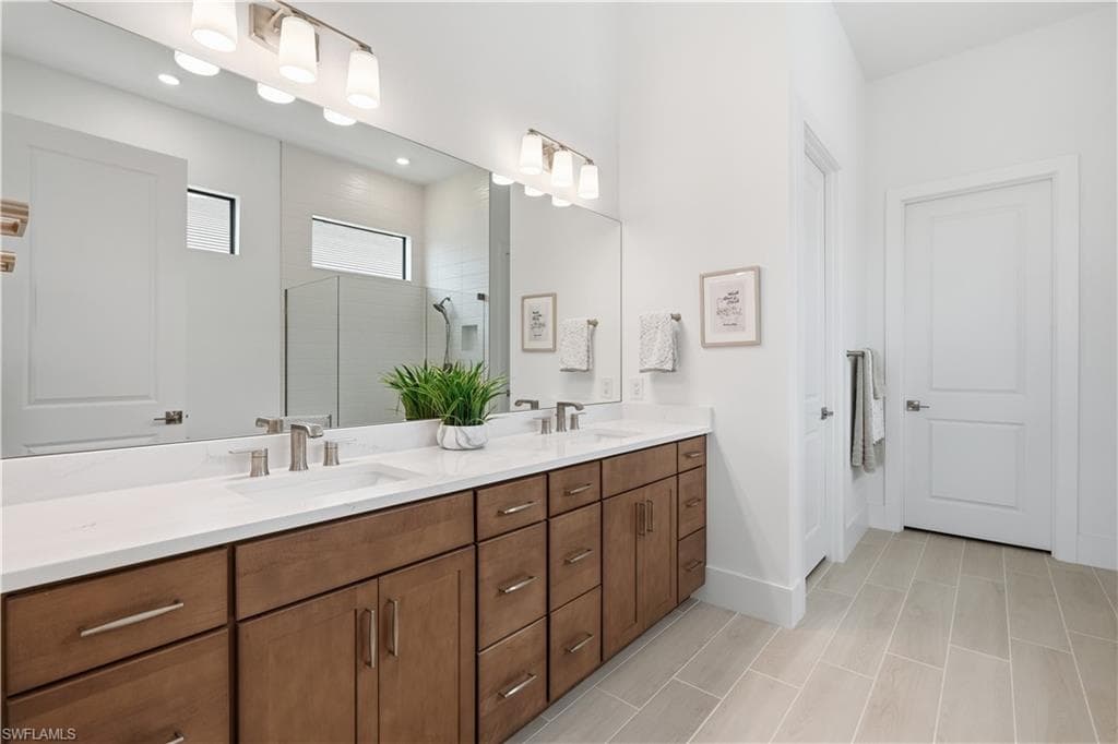 1825 Verada CT-14