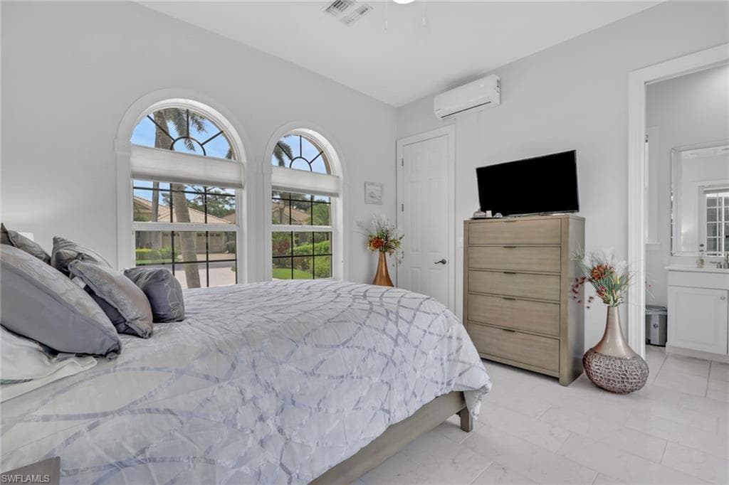 516 Eagle Creek DR-25