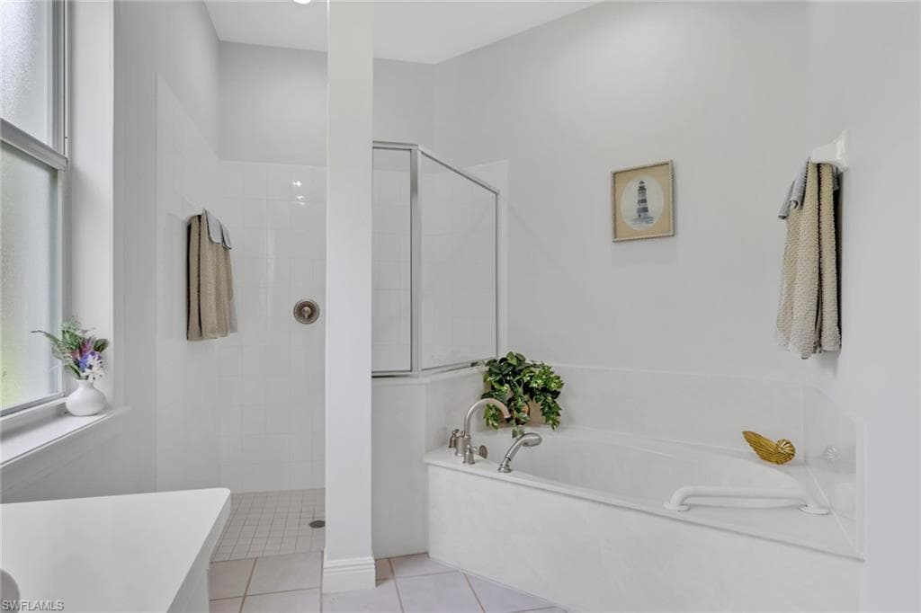 516 Eagle Creek DR-29
