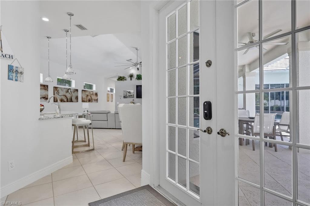 516 Eagle Creek DR-10
