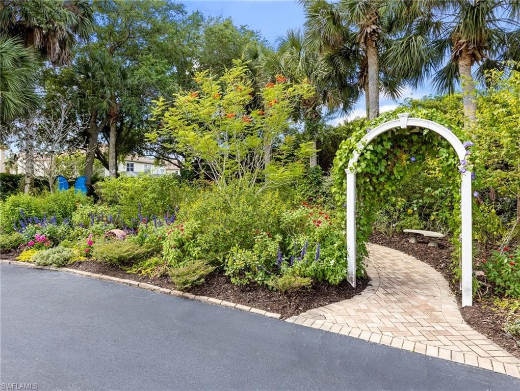 13859 Farnese DR-43