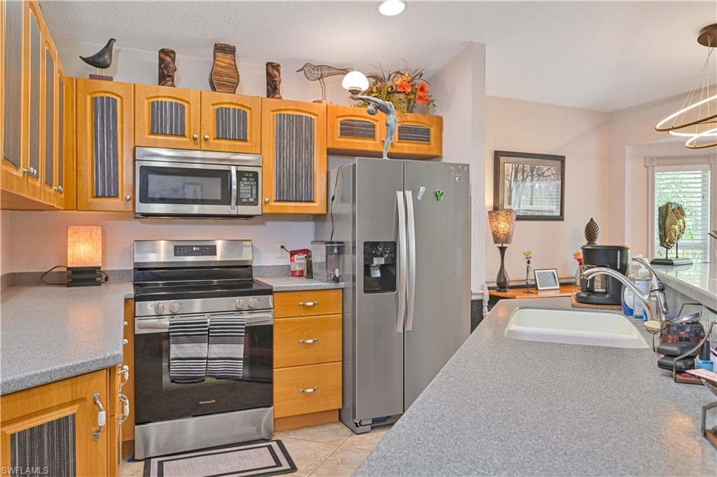 5887 Littlestone CT A & B-16