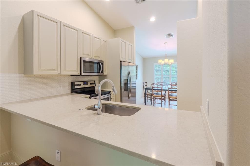 3510 AVION WOODS CT 104-10