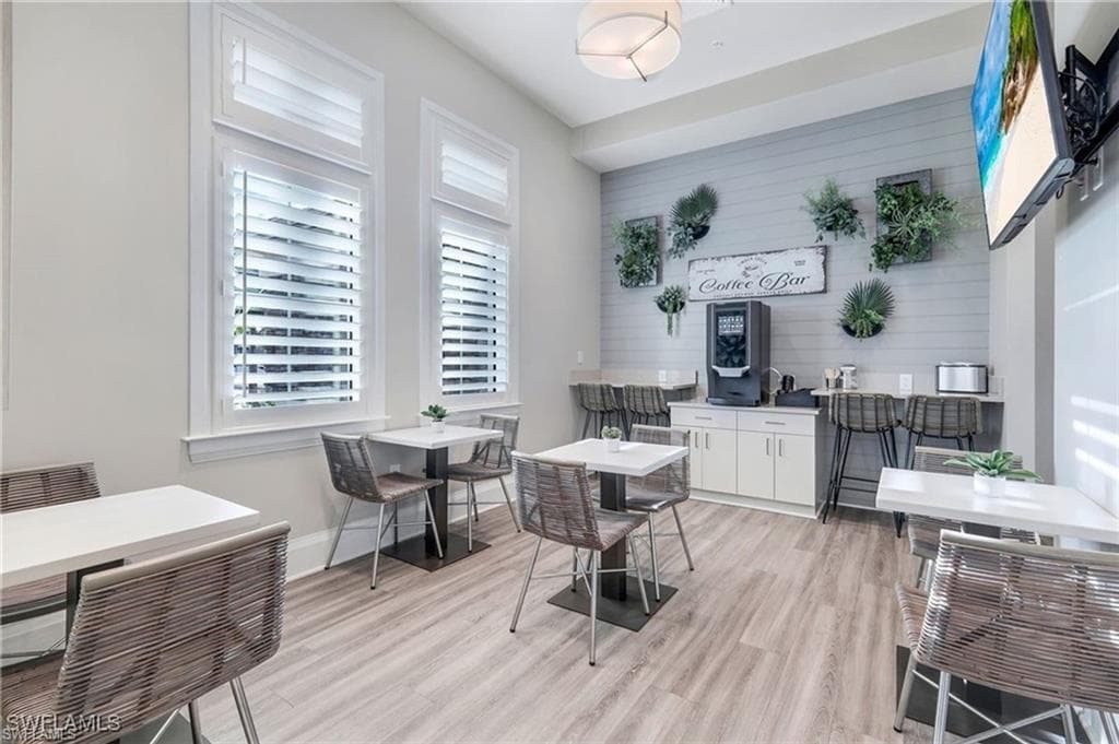14195 Pine Lodge LN-31