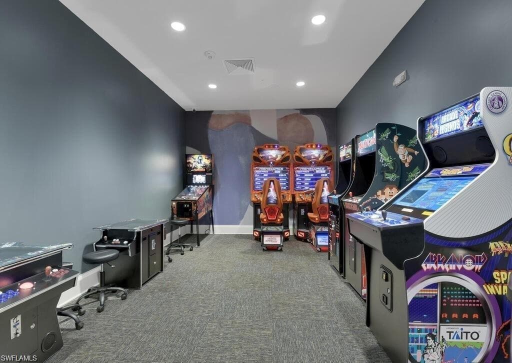 14195 Pine Lodge LN-37