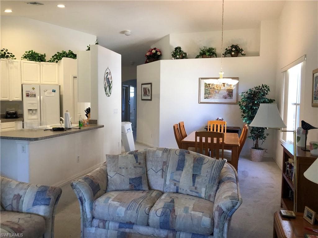 6854 STERLING GREENS DR 201-6