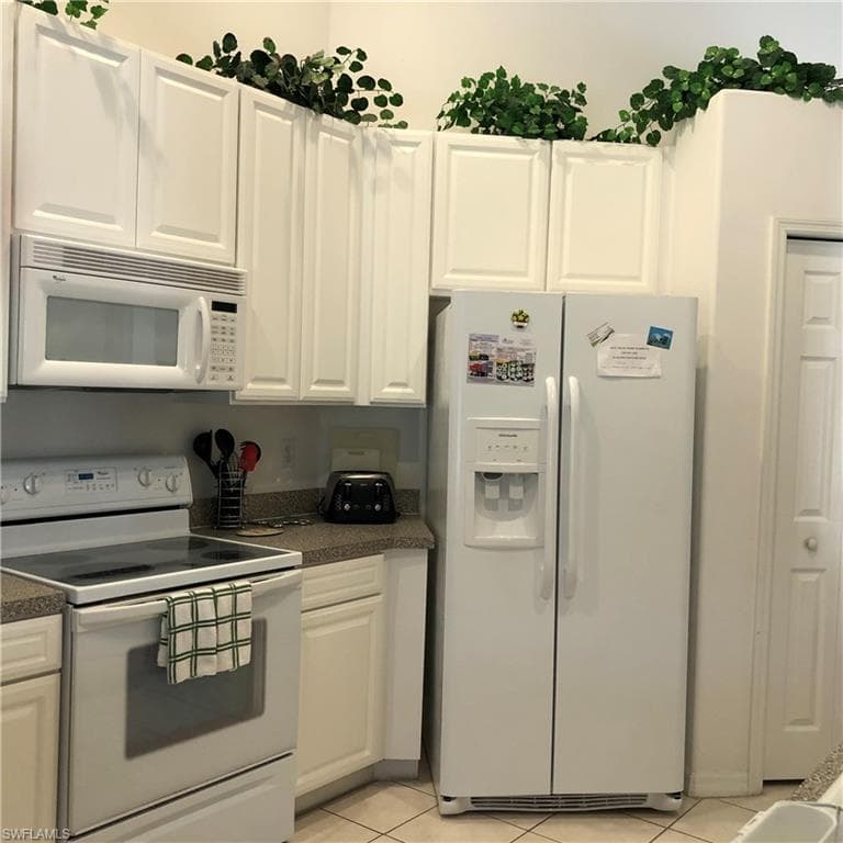 6854 STERLING GREENS DR 201-2