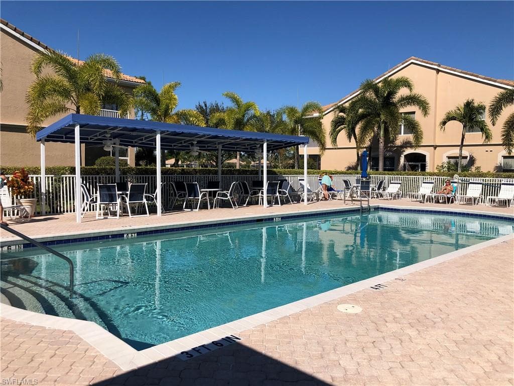 6854 STERLING GREENS DR 201-23