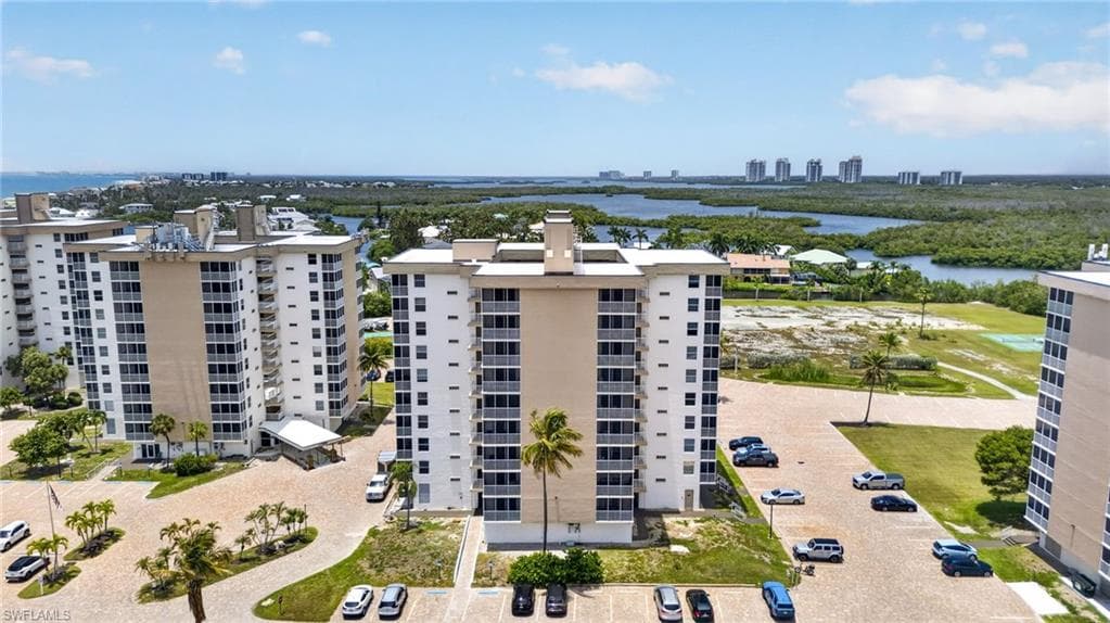 5600 Bonita Beach RD 4704-1