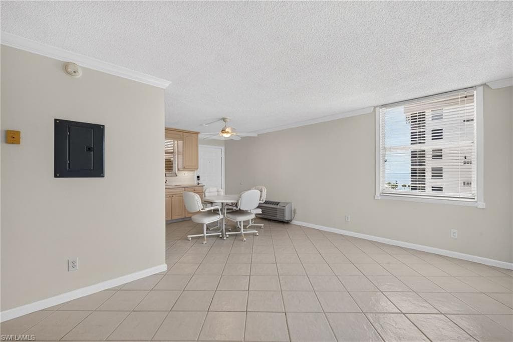 5600 Bonita Beach RD 4704-11