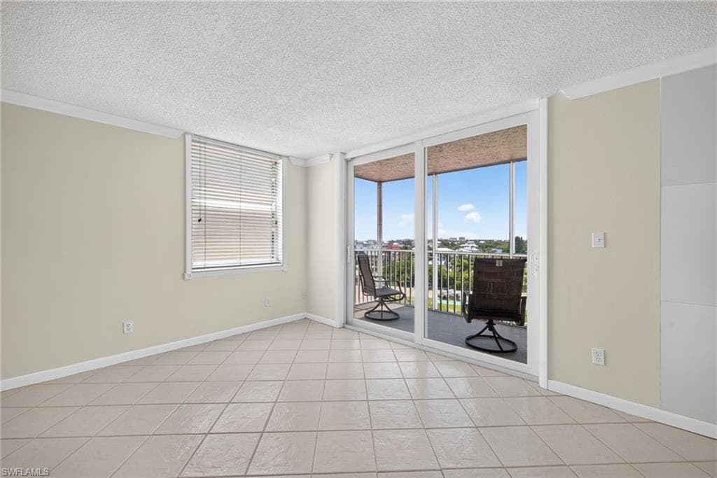 5600 Bonita Beach RD 4704-6