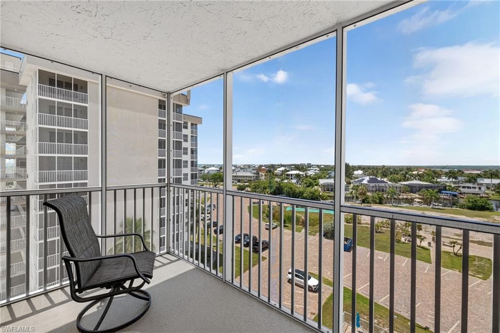 5600 Bonita Beach RD 4704-20