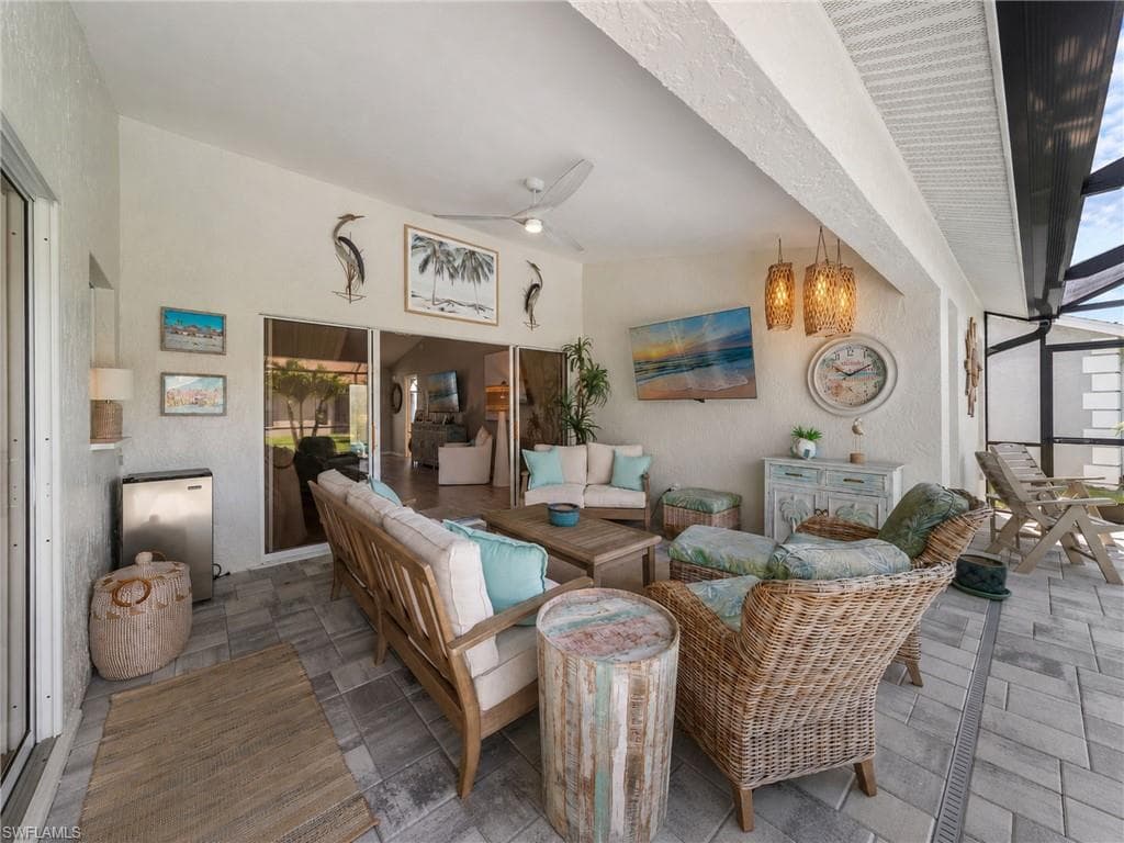 3715 Sabal Springs BLVD-26