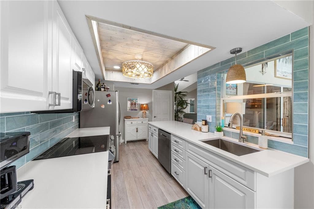 3715 Sabal Springs BLVD-15