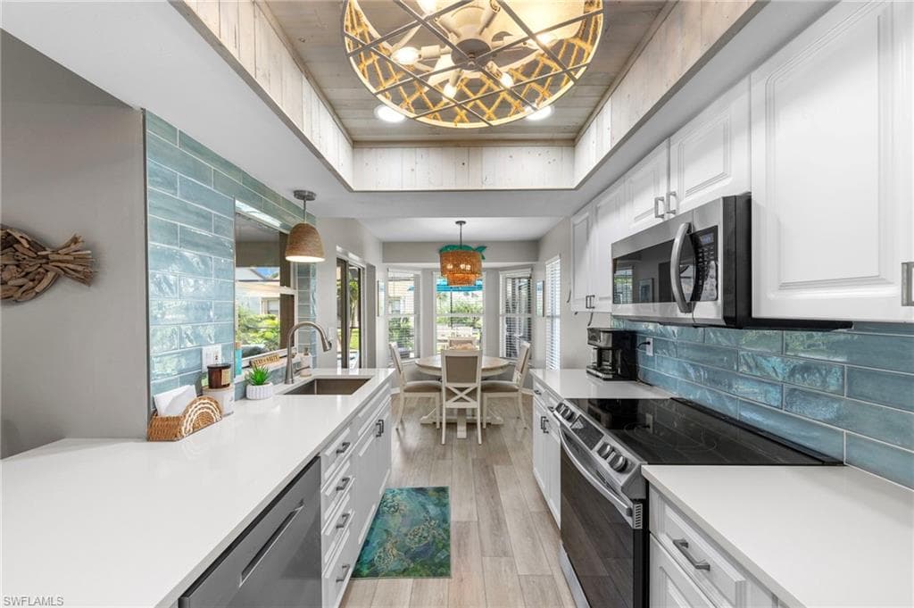 3715 Sabal Springs BLVD-14