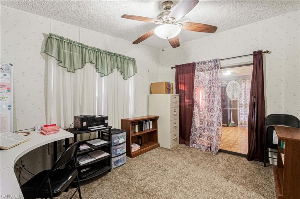 1586 NE Grapefruit ST-23