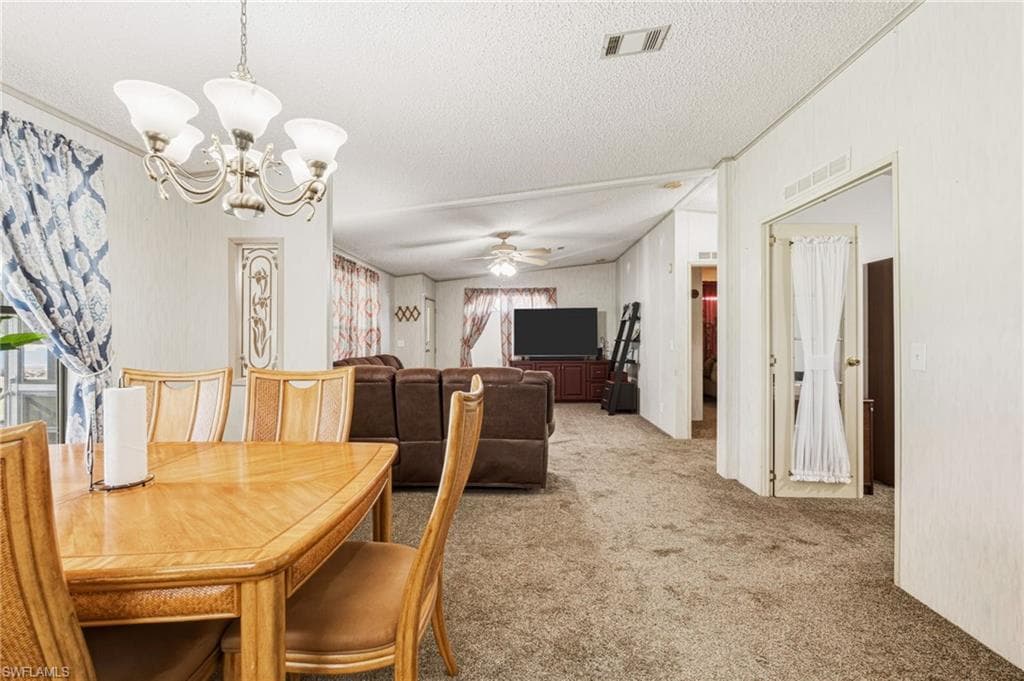 1586 NE Grapefruit ST-11