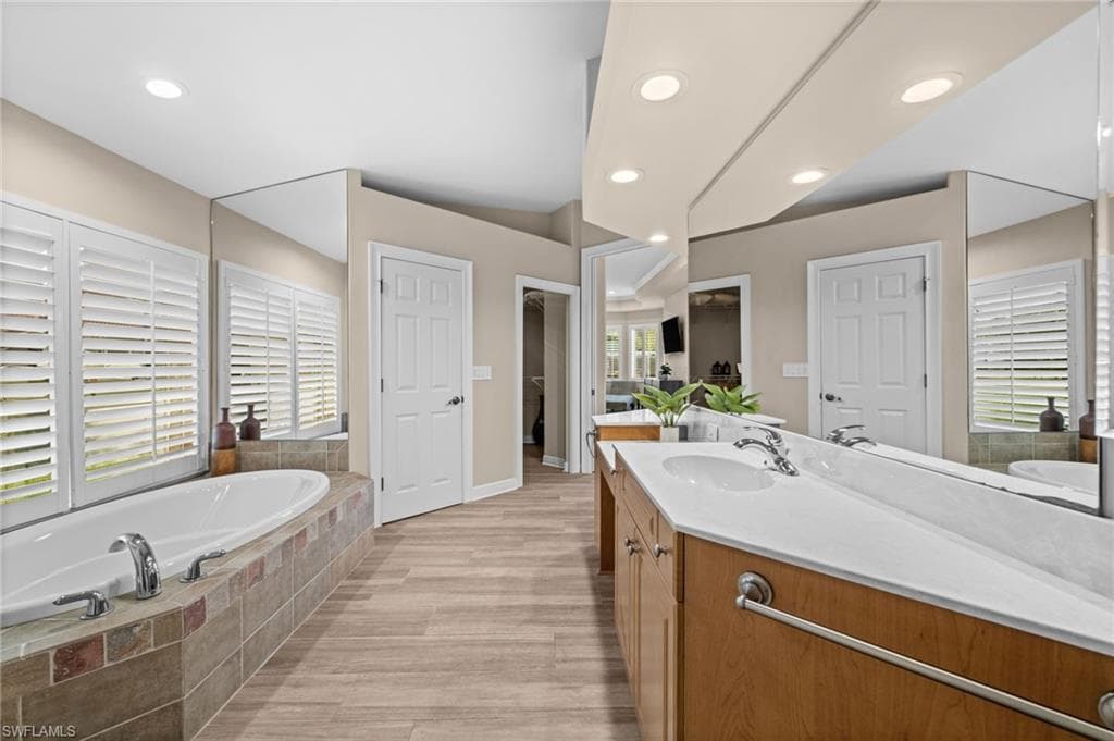 2106 SE 20th LN-25