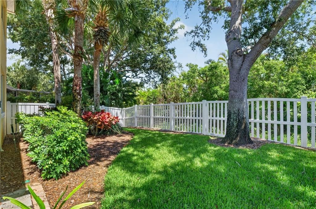 14907 Sterling Oaks DR-27