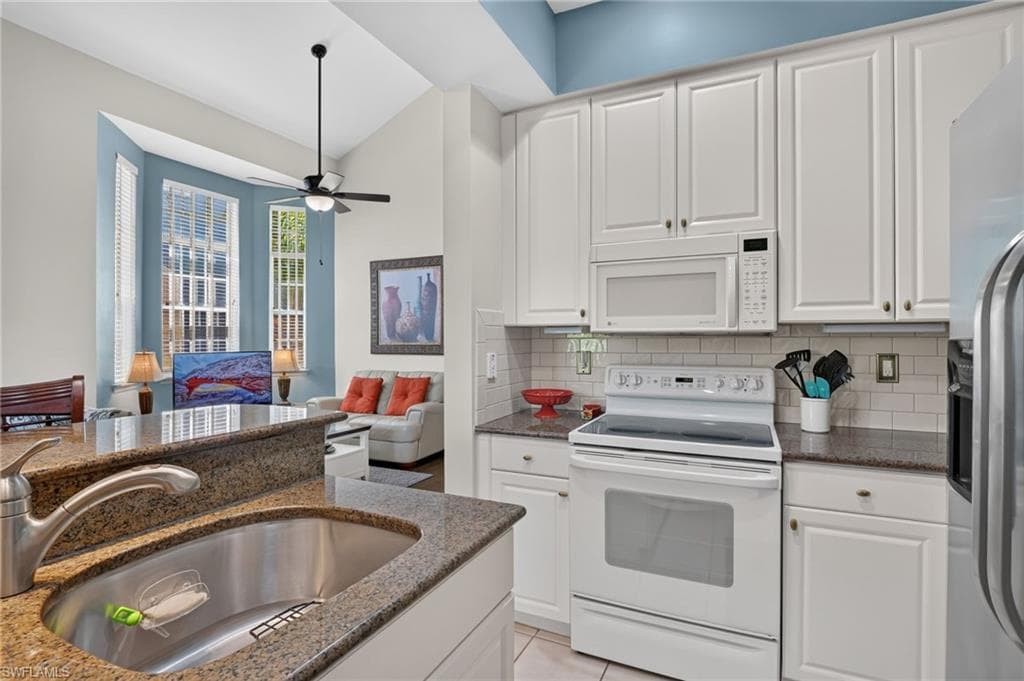 14907 Sterling Oaks DR-18